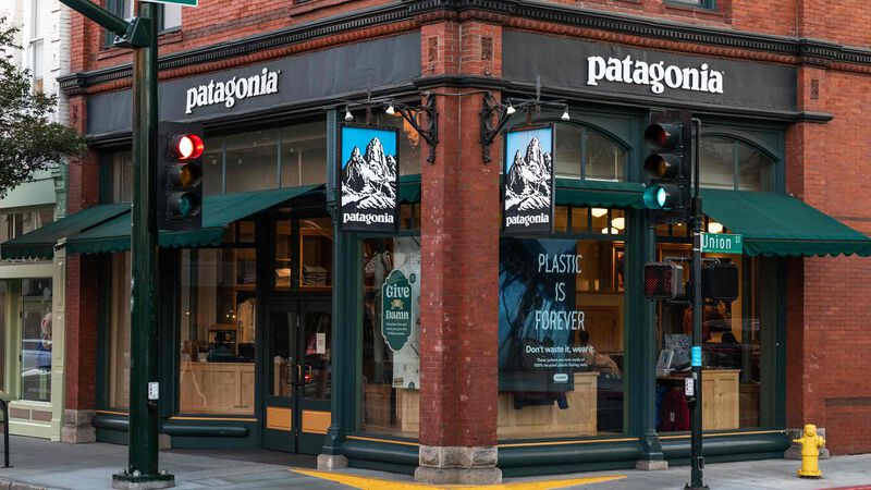 Patagonia Pasadena - Outdoor Clothing Store, Pasadena, CA